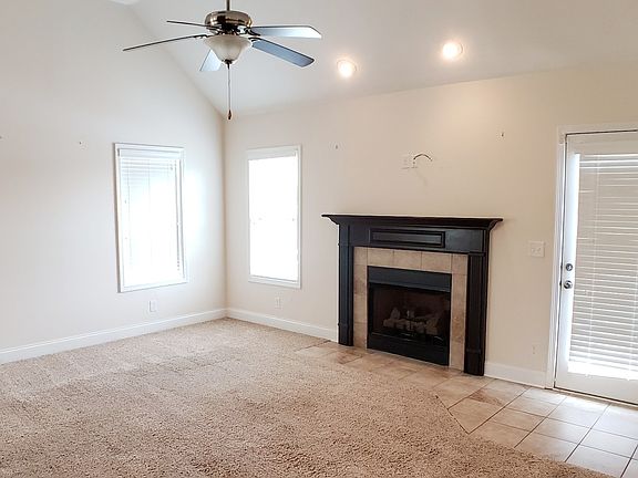 4th image of 614 Snowshoe Ln