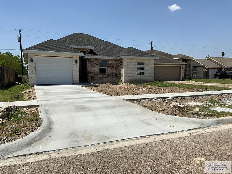1st image of 23042 Royal Palm Dr