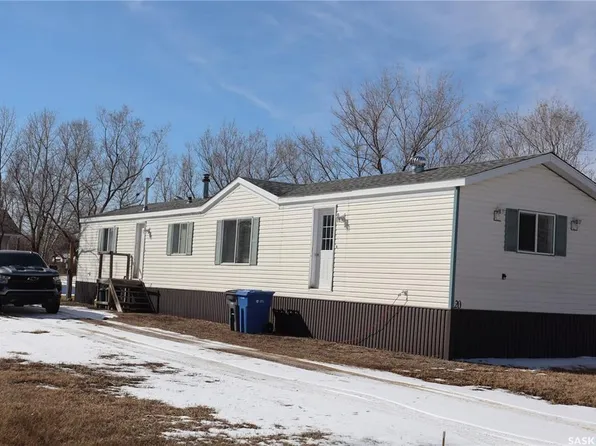 20 H AVENUE, Willow Bunch, SK S0H 4K0
