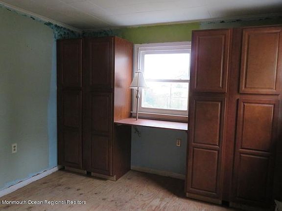 3rd image of 144 Bray Ave