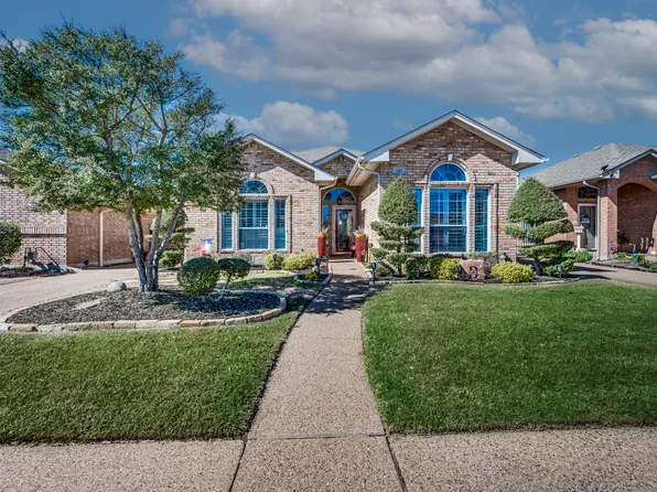 207 Bluebonnet Ln, Waxahachie, TX 75165