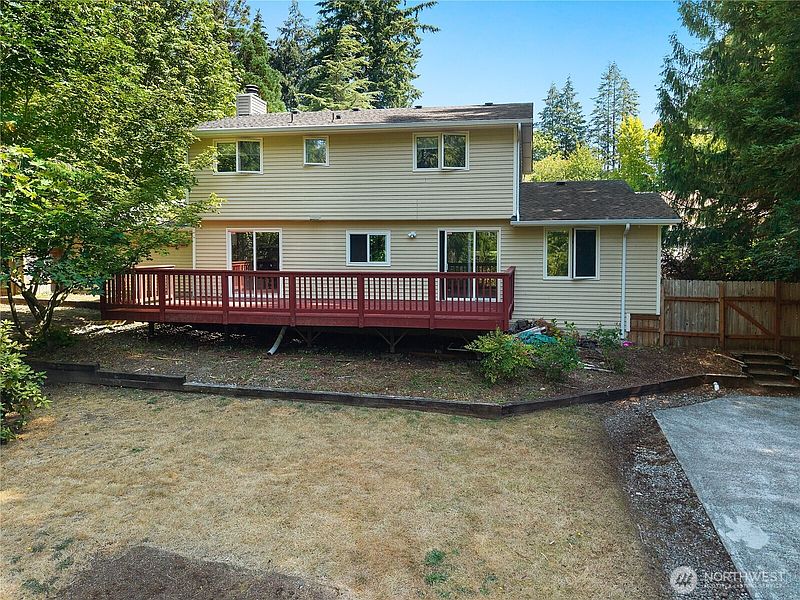 5th image of 1732 Medallion Loop NW