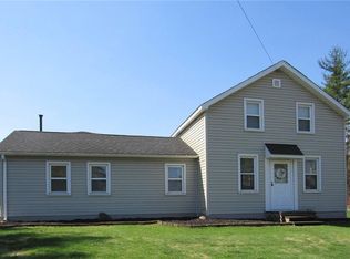 735 Hunt Rd, Lakewood, NY 14750