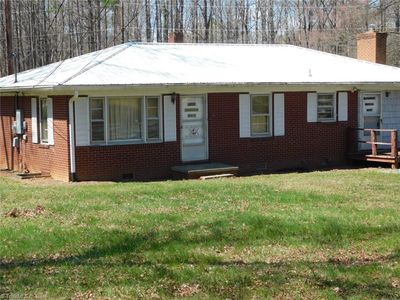 122 Old Fisher Ferry Rd, Thomasville, NC, 27360