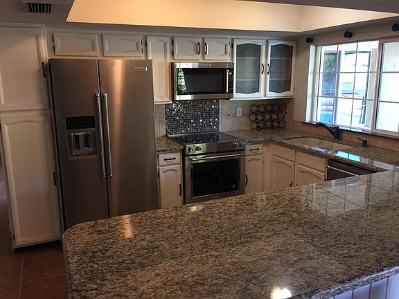 4th image of 5238 E Karen Dr
