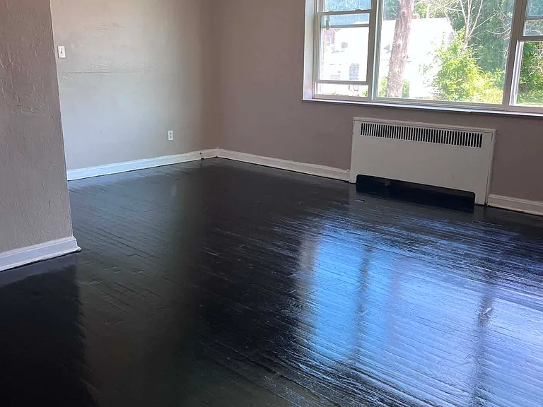 2366 Noble Rd #104 — Photo 4