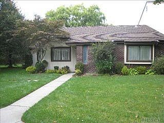 5th image of 6 Sheila Ct