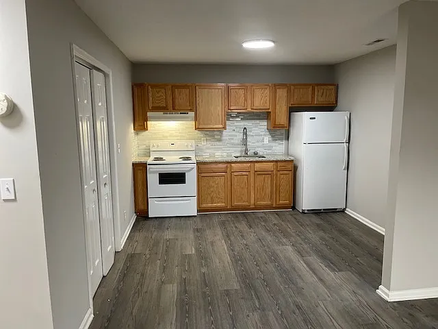 242 Hoskins Mill Ln — Photo 10
