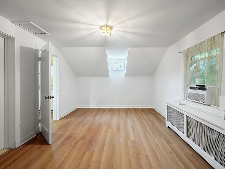 3503 Seminary Ave — Photo 19