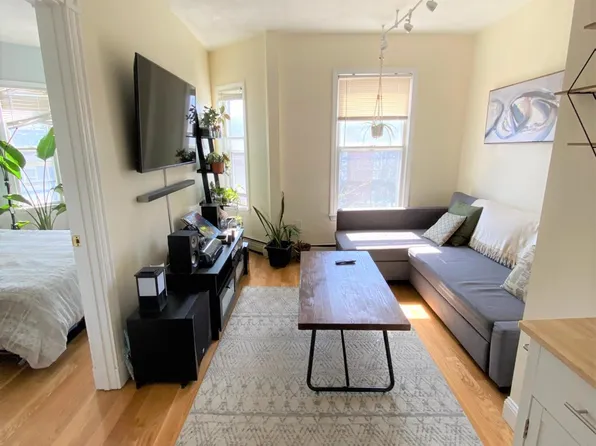 359-361 Western Ave #2, Cambridge, MA 02139