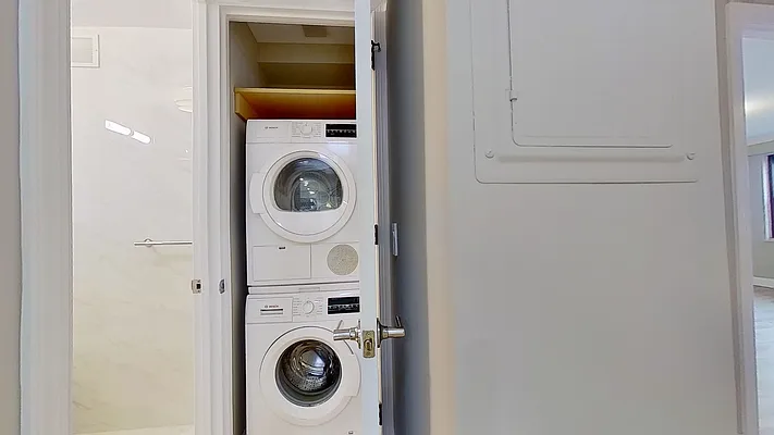 Rented by Compass | media 18