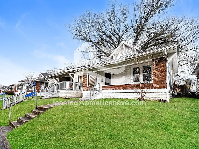 675755_002_front_view_2.jpg