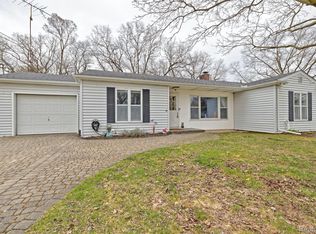 1112 Orchard Dr, Holly, MI 48442