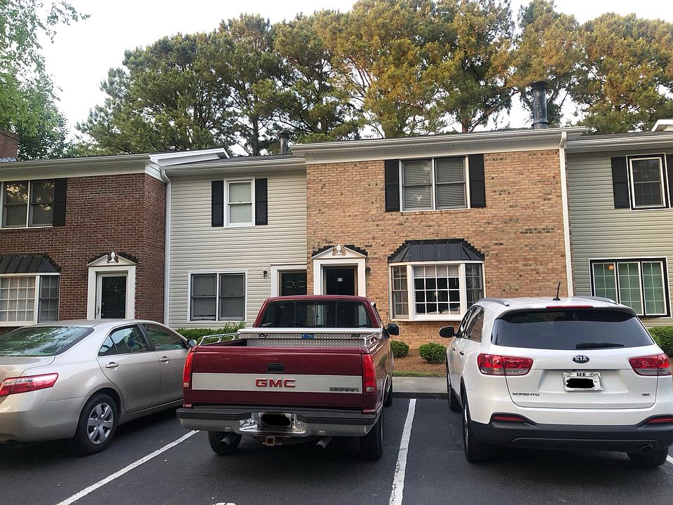 1st image of 100 Laura Ln APT D3