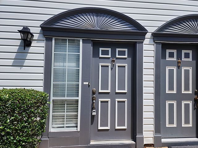 Welcome to 345 Ferdinand Cir. in Columbus Station.