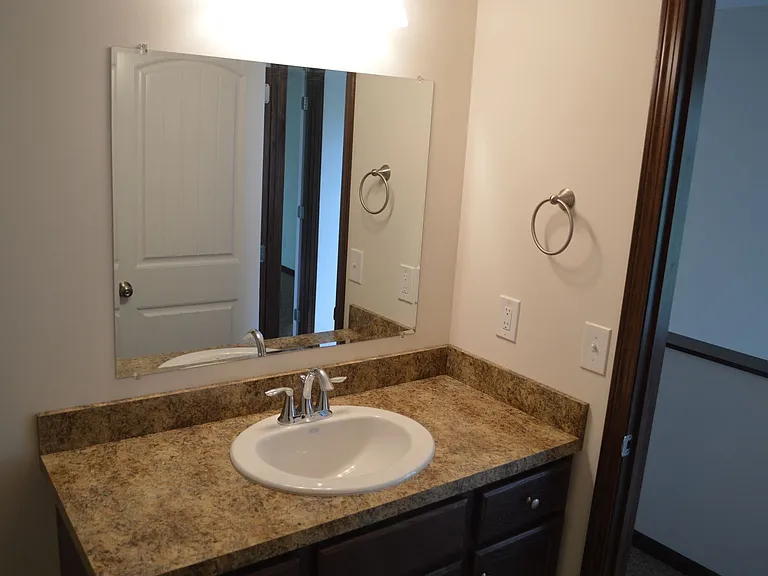 585 Birch Hill Dr #27 — Photo 8
