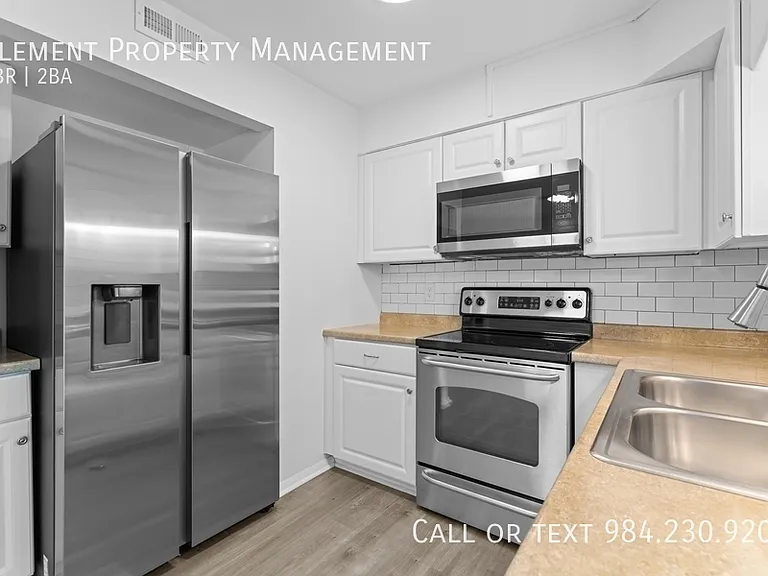 1208 Manassas Ct #A — Photo 1