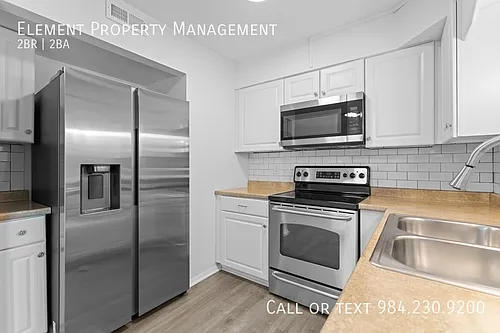 1208 Manassas Ct Photo 1