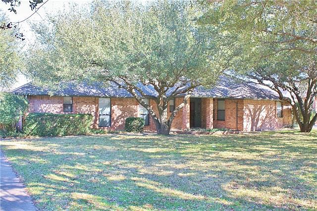 1st image of 107 Old Hickory Ln