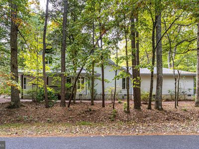 2 Edgewood Dr, Ocean Pines, MD, 21811