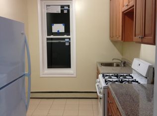 13261 Maple Ave APT 2F, Flushing, NY 11355