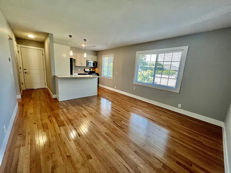 Kristen Place — Photo 18