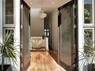 172 Sheridan Rd, Oakland, CA 94618