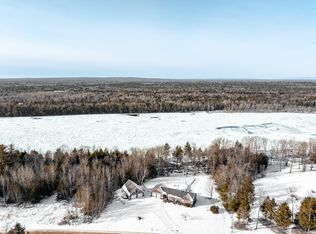 29 Oak View Ln, Enfield, ME 04493