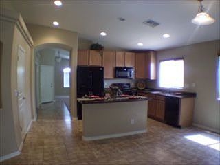 4th image of 885 E Wolf Hollow Dr