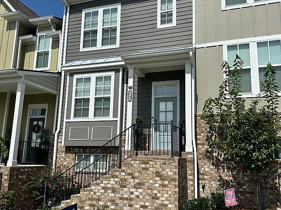 2nd image of 1749 Park Terrace Ln