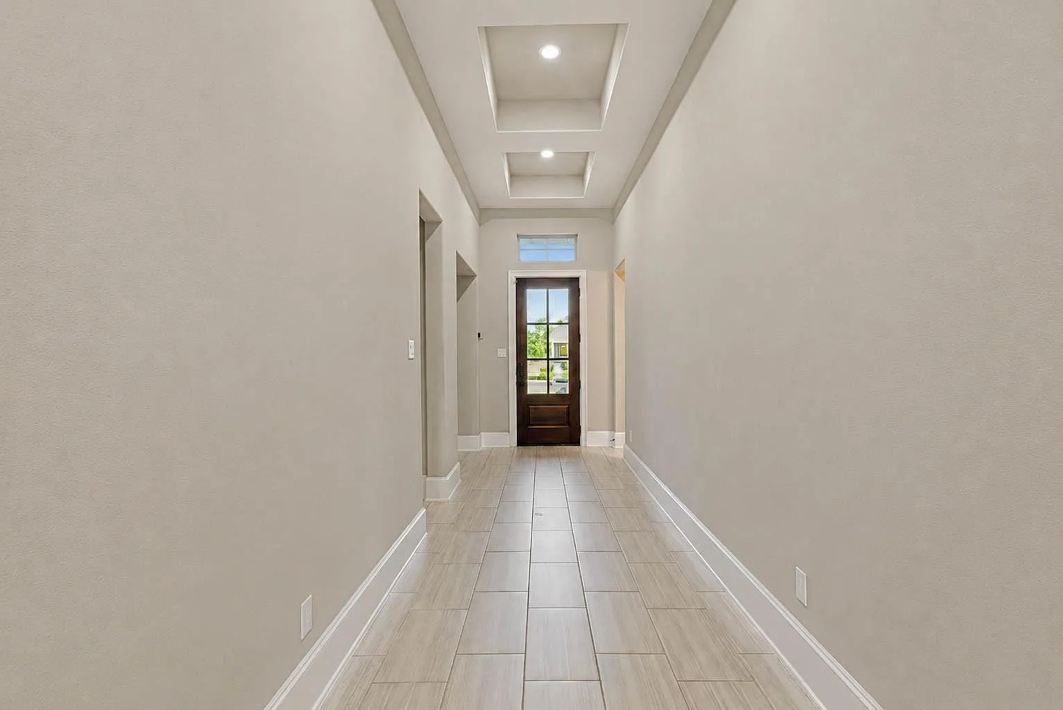 4 bed, 3.0 bath, 2575 sqft, $3,500 — Photo 3