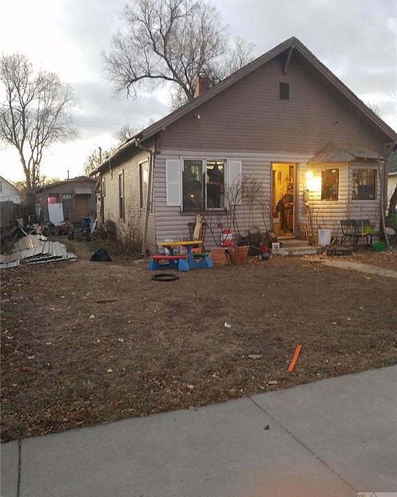 2nd image of 12 Monroe St