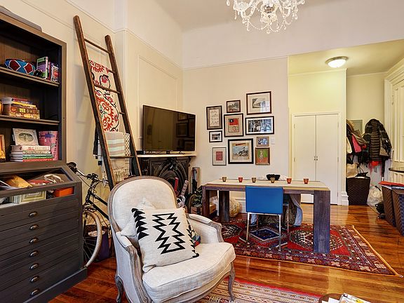 2nd image of 118 Montague St APT 4