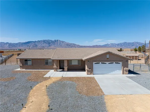 2121 W Labrador Ct, Pahrump, NV 89048
