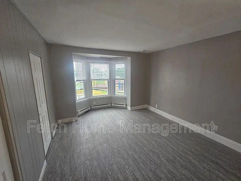 826 Wallace St — Photo 20