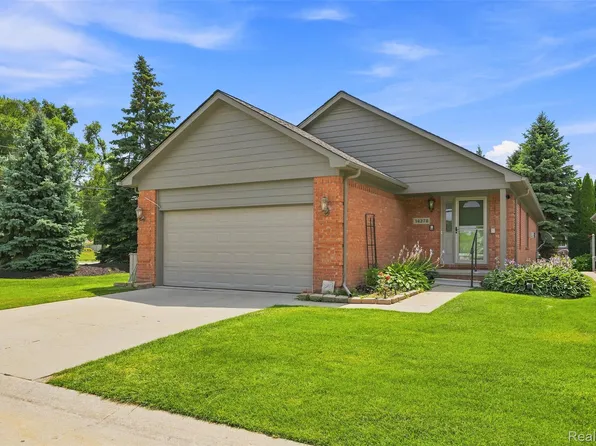 14378 Venice Dr, Sterling Heights, MI 48313