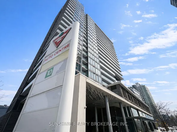 72 Esther Shiner Blvd #223, Toronto, ON M2K 0C4