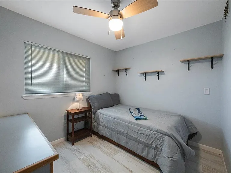 1125 Pinellas Bayway S #305 — Photo 27
