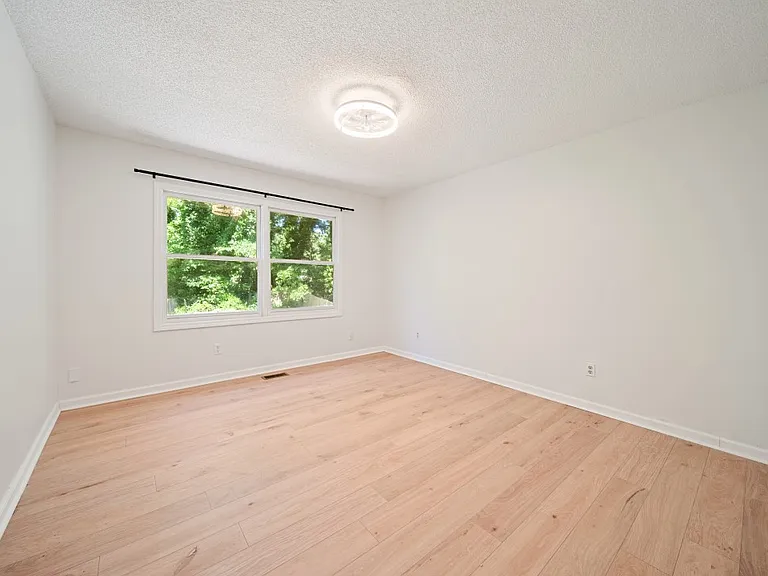 173 Willow Stream Ct — Photo 13
