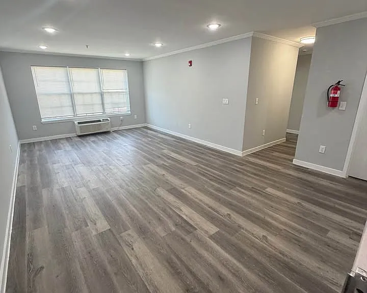 188 Lafayette St #101 — Photo 1
