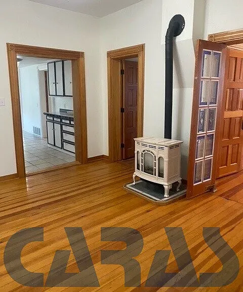 305 S 7th St — Photo 3