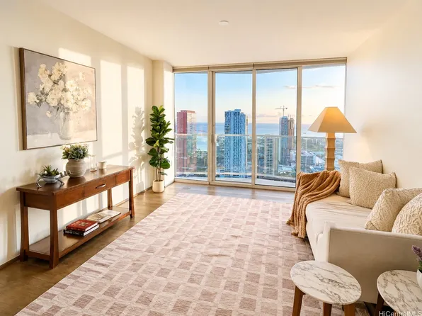 888 Kapiolani Blvd #3907, Honolulu, HI 96813