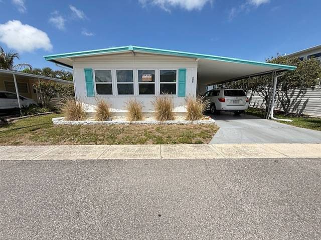 1st image of 1415 Main St #500