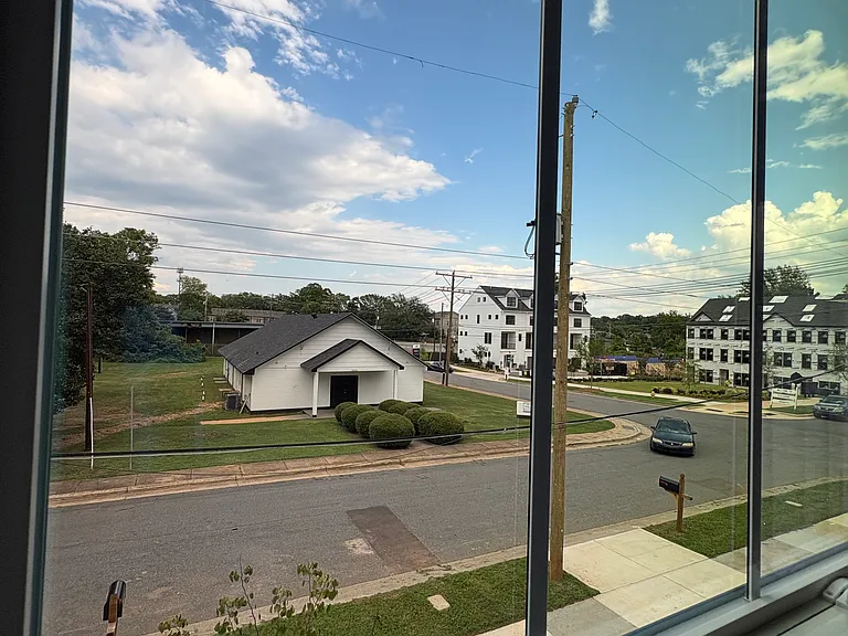 2903 Clyde Dr — Photo 3