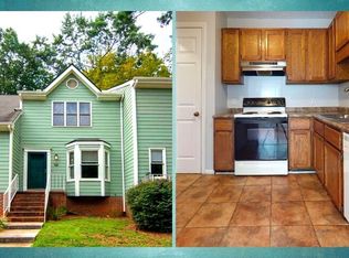 530 Oak Run Dr, Raleigh, NC 27606