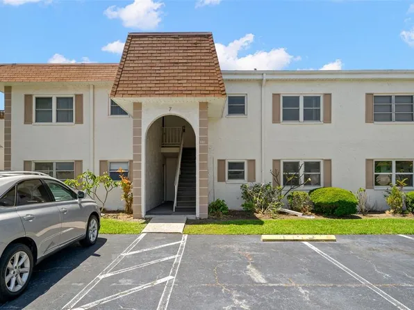 381 S McMullen Booth Rd APT 72, Clearwater, FL 33759