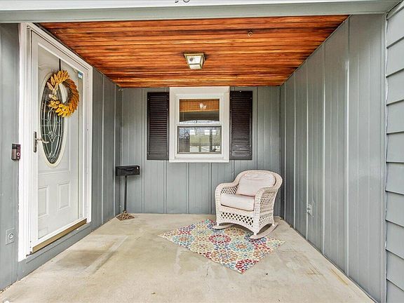 5th image of 18 Mulberry Ct