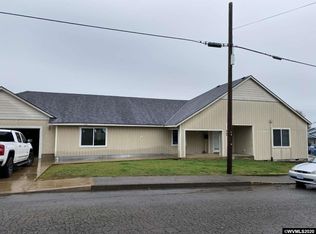 1357 SW 8th St, Dallas, OR 97338