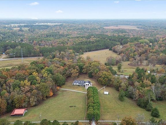 2nd image of 871 Robinson Rd