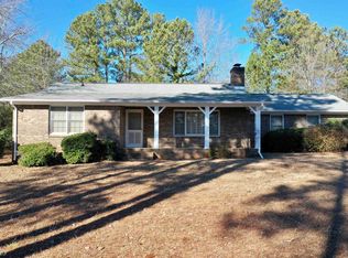 100 Hawthorne Dr, Hogansville, GA 30230